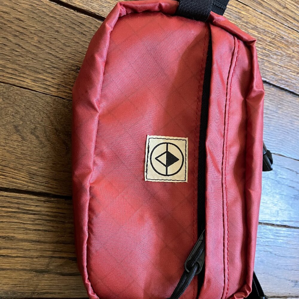 North St Bags Pioneer Hip Pack Sling Rust NWOT - Picture 4 of 4